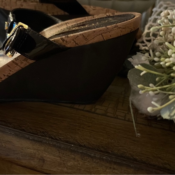 Lauren Ralph Lauren wedge sandals - Picture 6 of 8